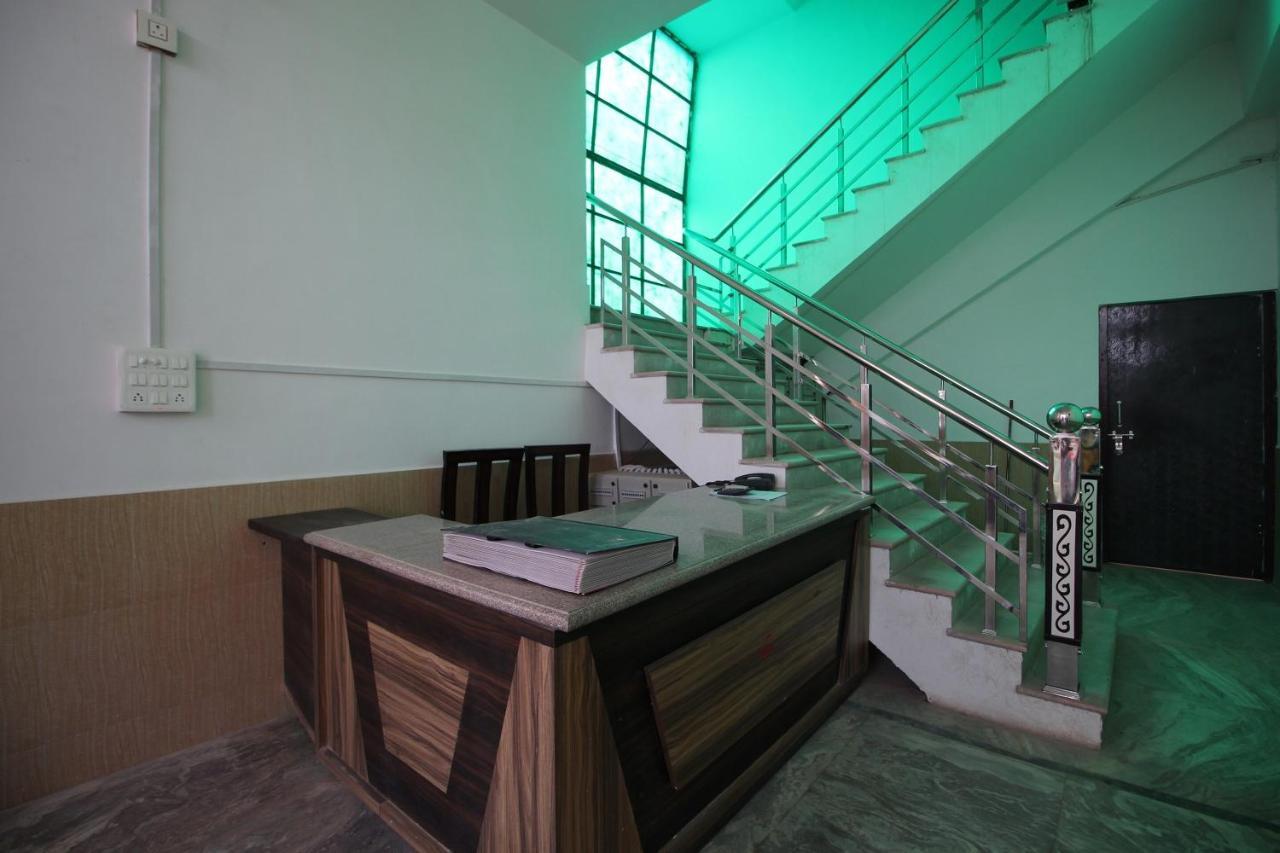 Oyo 64464 Hotel Gulmohar Jaipur Buitenkant foto